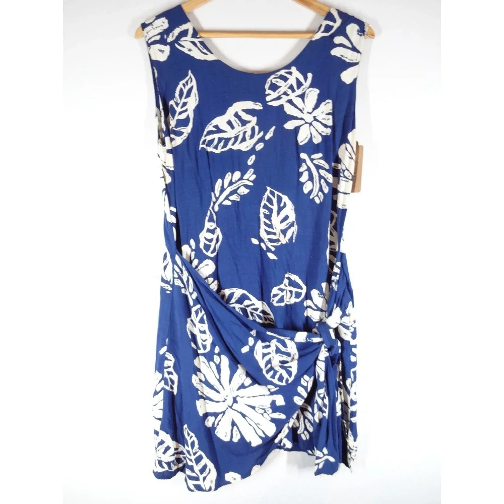 VTG Pineapple Moon Hawaiian Dress Women Medium Blue Floral Tropical Sarong 90s
